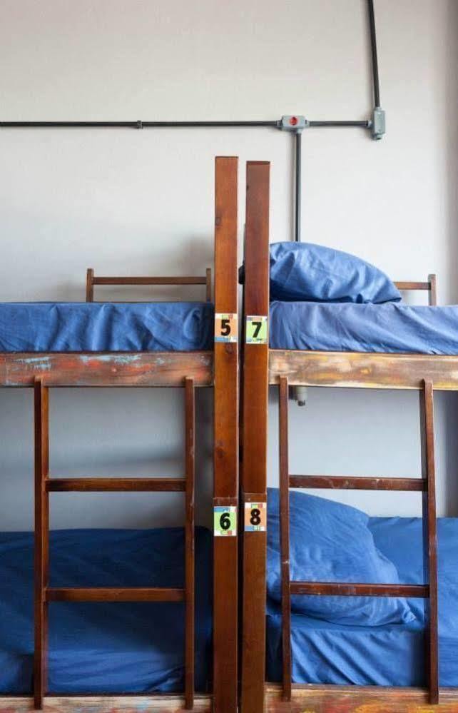 Abraco Carioca Favela Hostel Рио де Жанейро Екстериор снимка